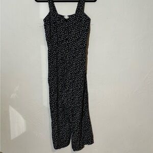 Lost Outlet Sleeveless Crop leg Smocked Back Floral Jumpsuit size MP